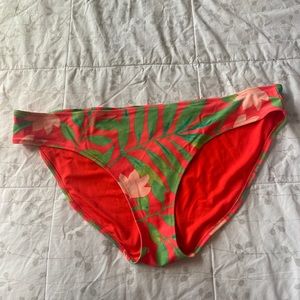 AE AERIE Swim Bikini Bottom, TROPICAL ON RED BACKGROUND, XXL